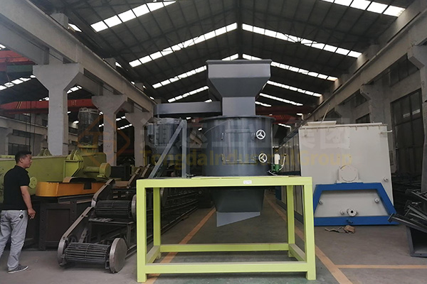 立式粉碎機(jī)