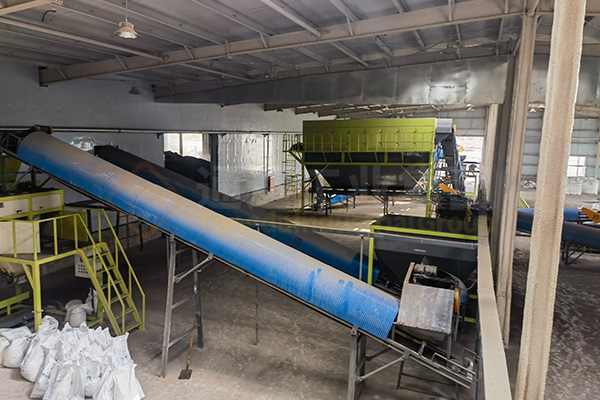 整套豬糞有機肥生產(chǎn)線工藝流程