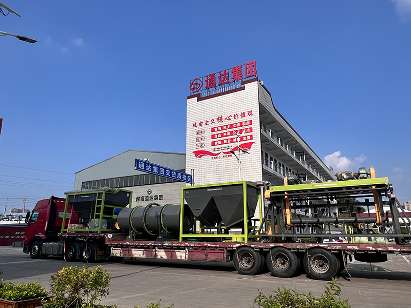 雞屎加工有機(jī)肥的小型設(shè)備特點(diǎn)，投資預(yù)算