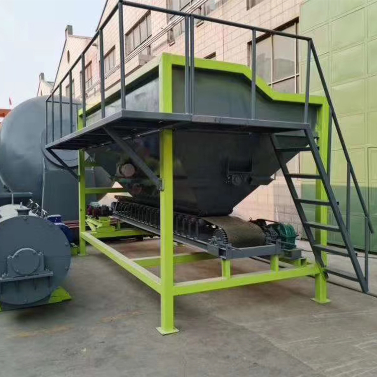 養(yǎng)鴨場(chǎng)鴨糞通過干濕分離后的糞水怎么處理